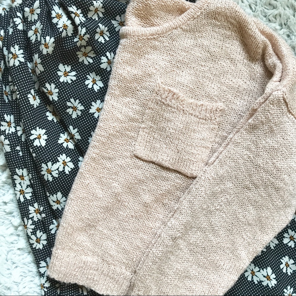 SALE🍃Blush Pink Crop Sweater🍃