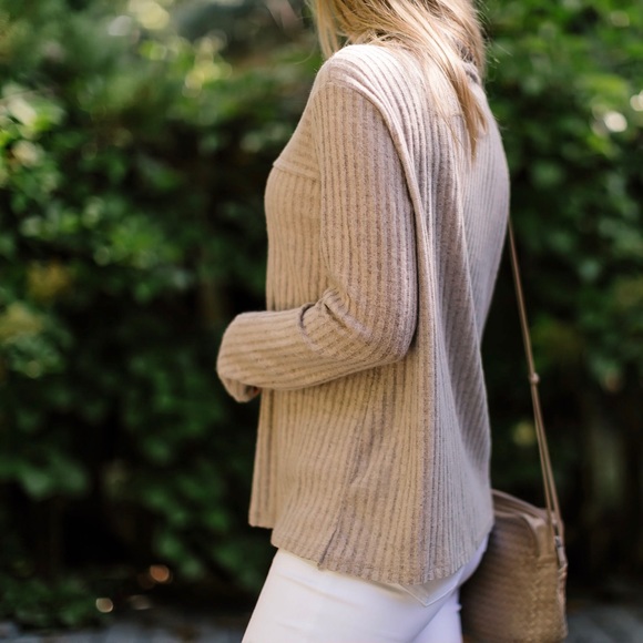 SoldOut11thStreet - Picture 2 of 5