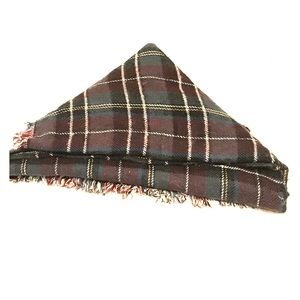 BCBG generation blanket scarf
