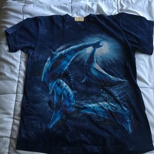 Dolphin acid wash tshirt