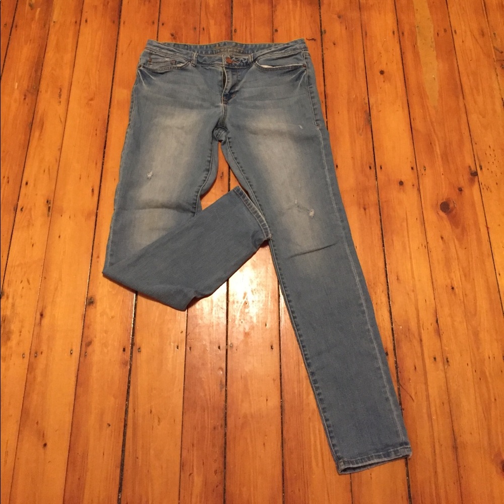 American Rag Lightwash jeans