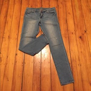 American Rag Lightwash jeans