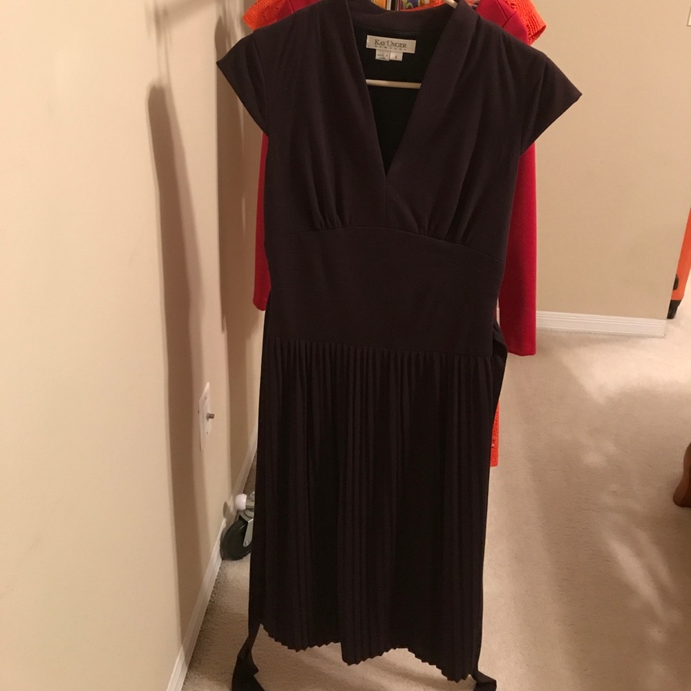 Kay unger dress size 4