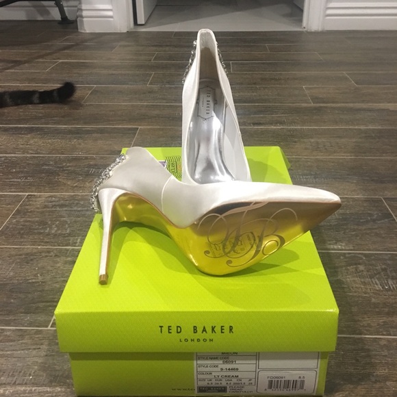 Brand New Ted Baker Mieon Pump - Picture 3 of 5