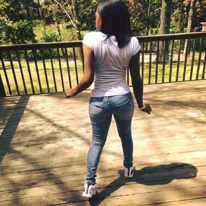 Meet your Posher, Alexis