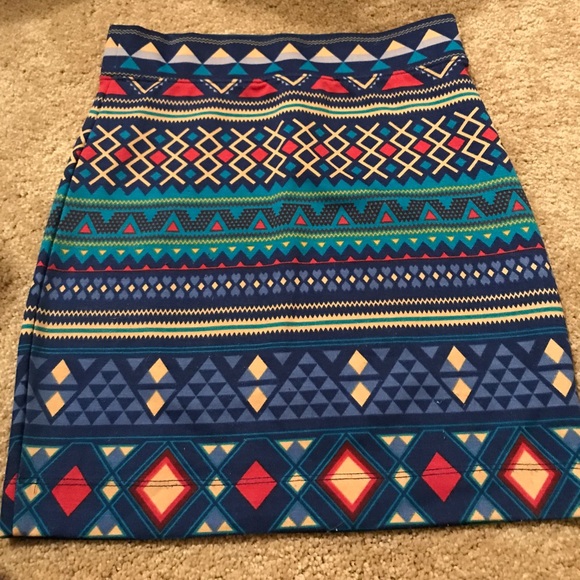 Stretchy Mini Skirt - Picture 2 of 2