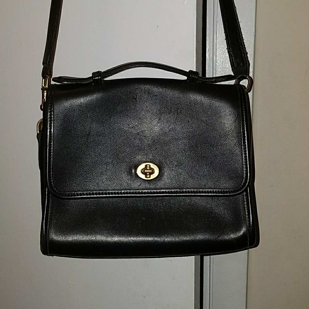 Vintagr Coach Court Bag