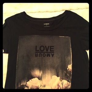 Express graphic tee