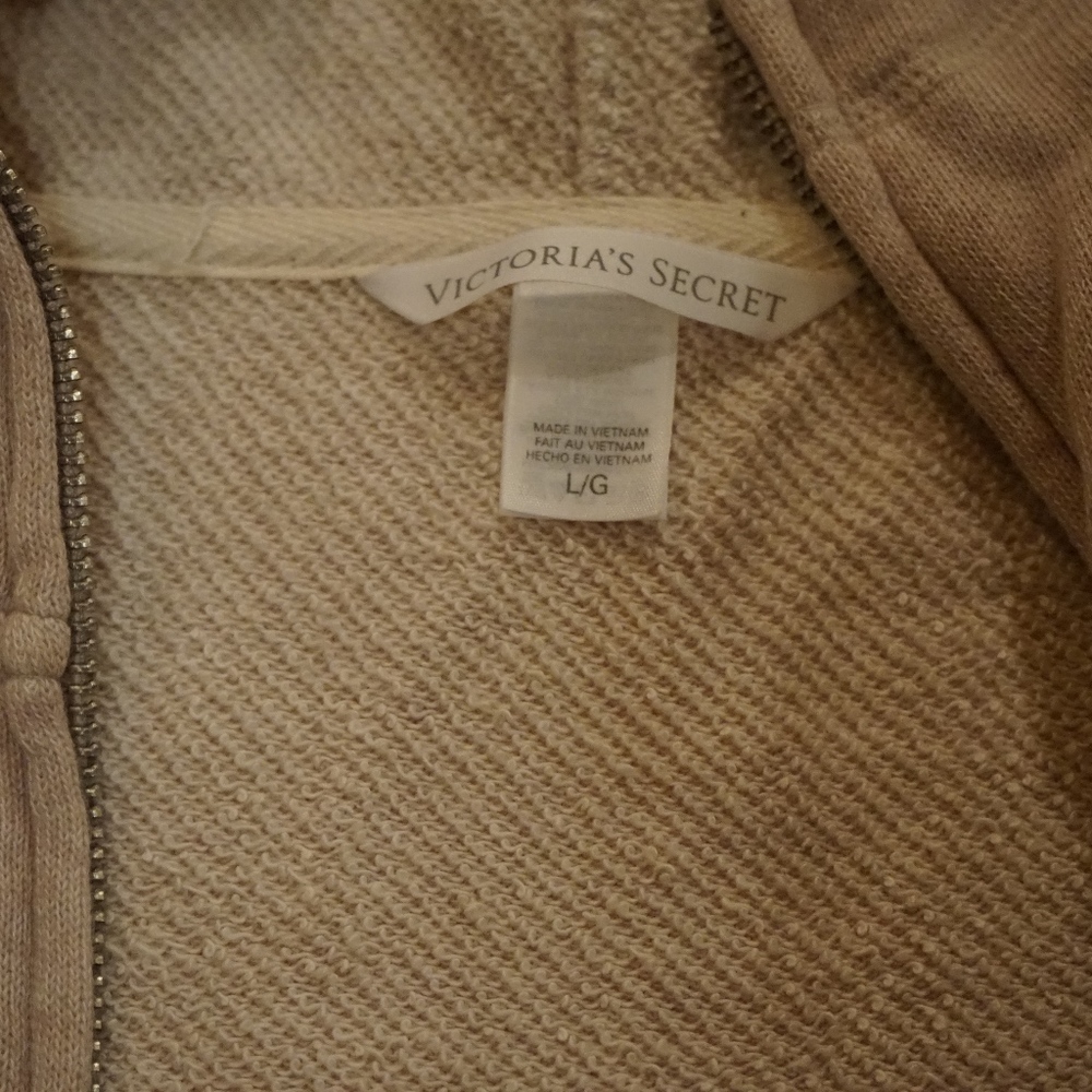 Victoria Secret jacket. Large - Picture 3 of 3