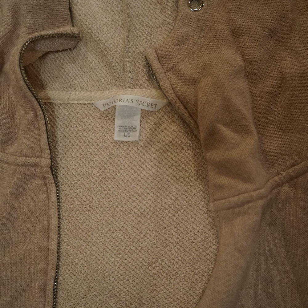 Victoria Secret jacket. Large - Picture 2 of 3