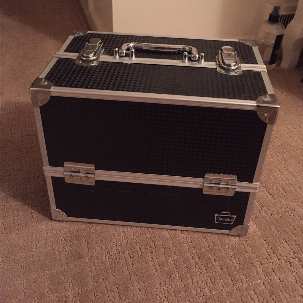 Caboodle black make up train case
