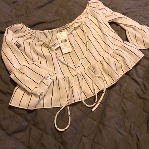 Fashion nova crop top