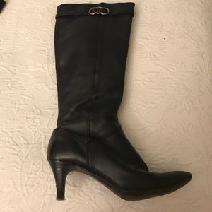 Bandolino Italian leather size 6 knee high boots