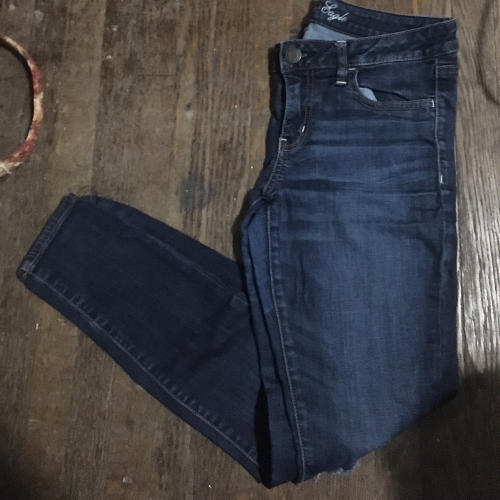 Lightly distressed skinny jeans