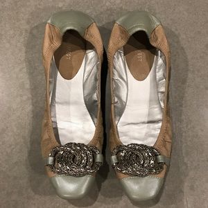 Nine West Tan and Grey Flats