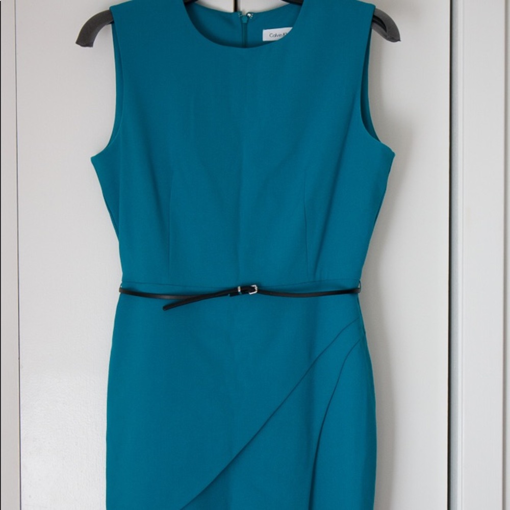 Teal Blue Calvin Klein 👗