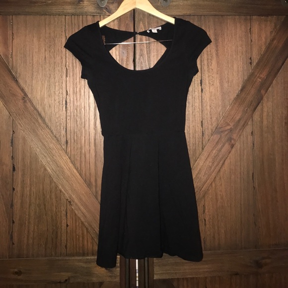 LITTLE BLACK DRESS! - Picture 1 of 3