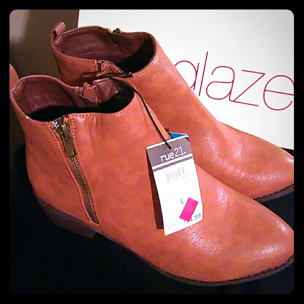 Ankle boots