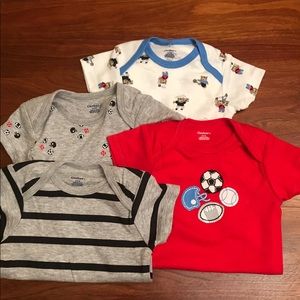SALE! $6 IF bundled! Carters onsies bundle