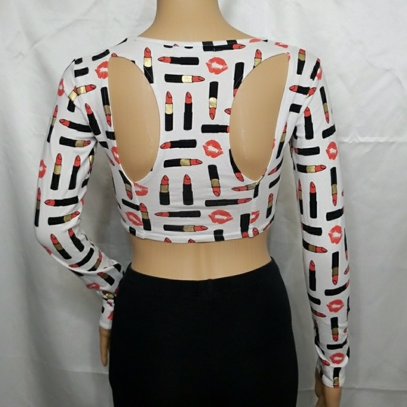 K&K Kendall & Kylie Crops Lipstick top - Picture 3 of 4