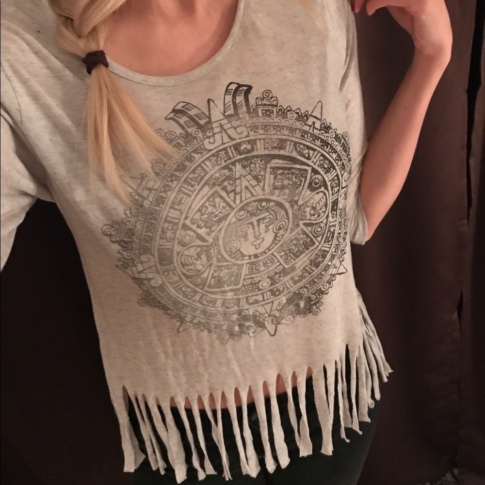 Fringe Graphic Tee!!