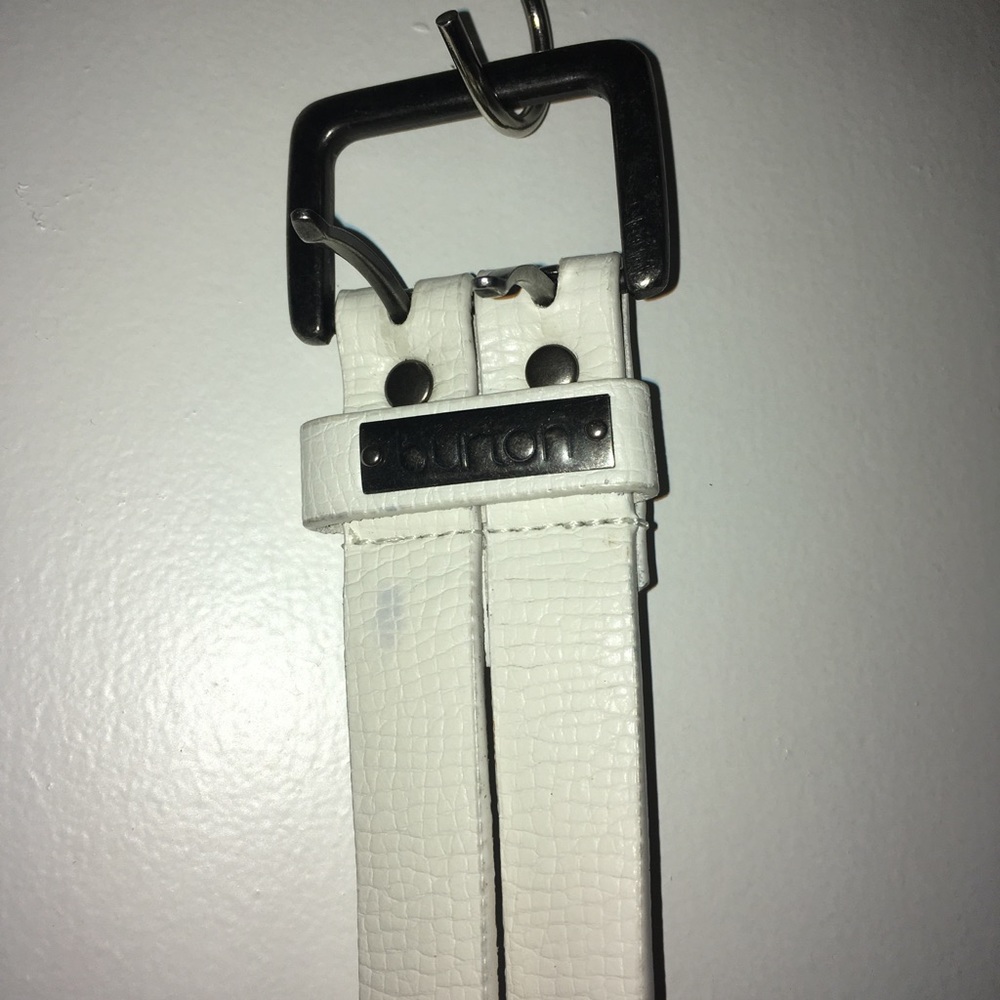 Burton double studded belt