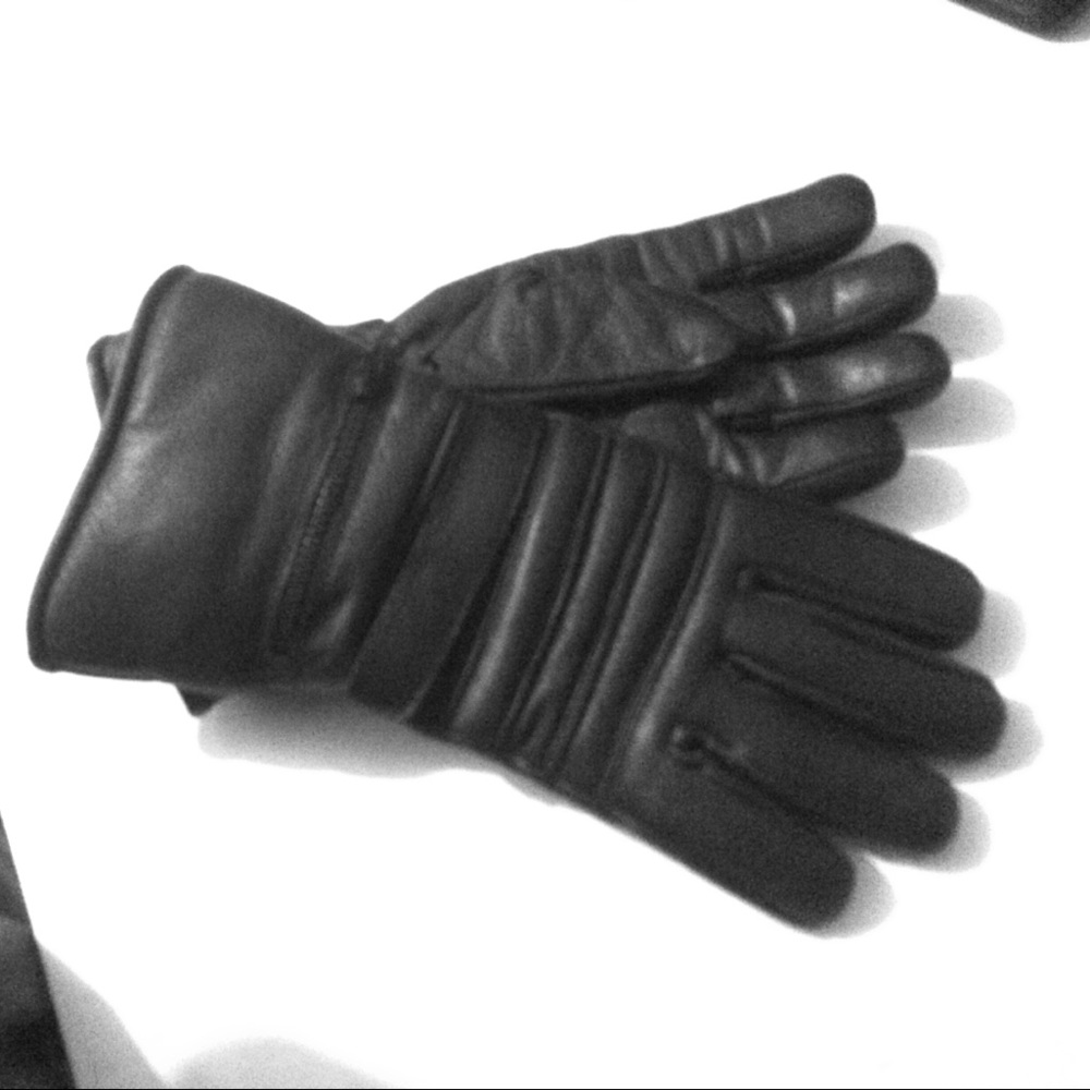 Thinsulate Gloves Leatherish