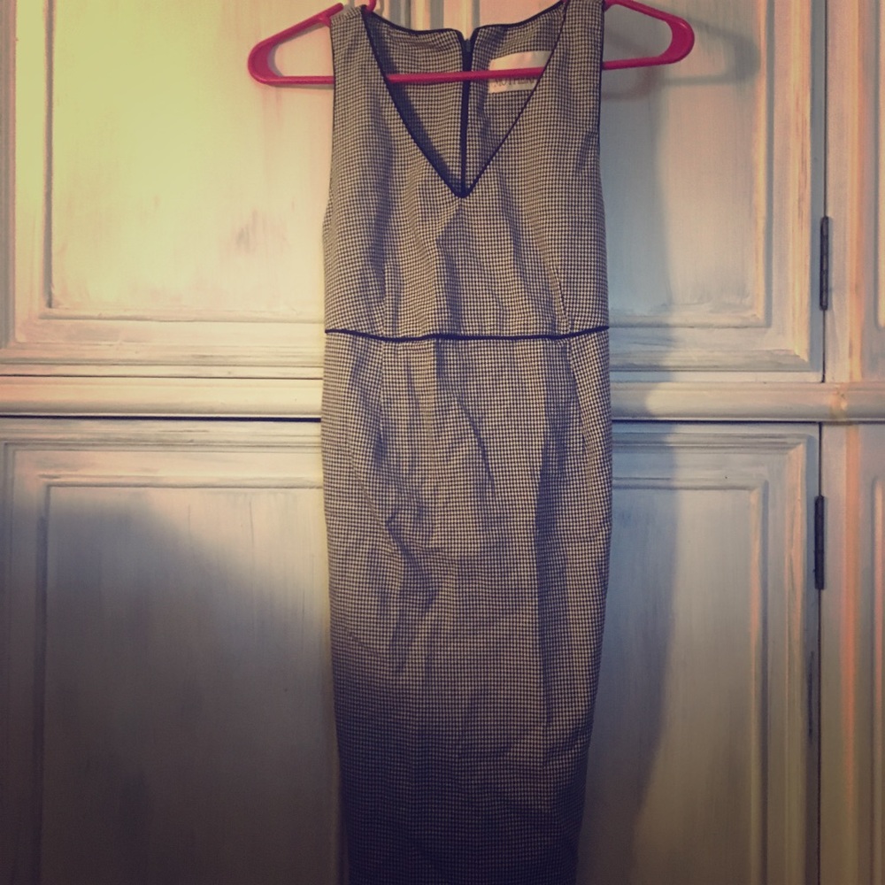Motherhood Maternity Dress. Small.