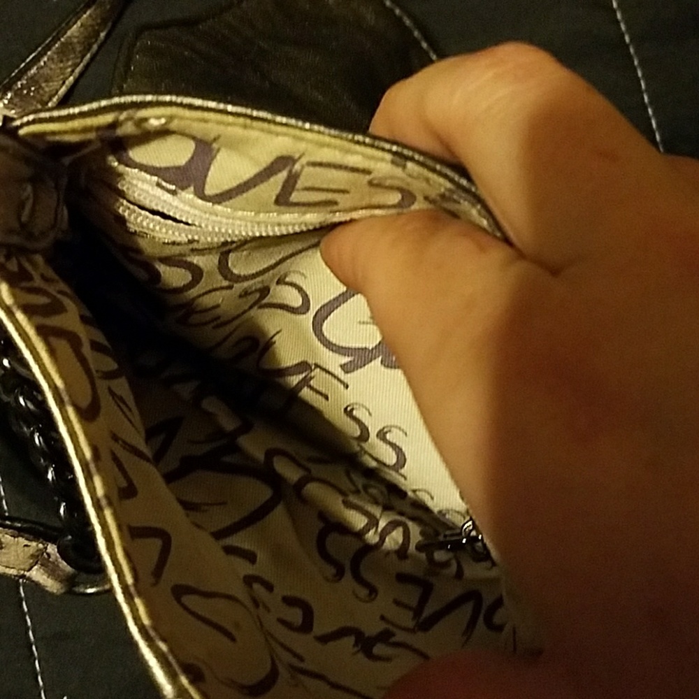 Purse - Picture 3 of 3