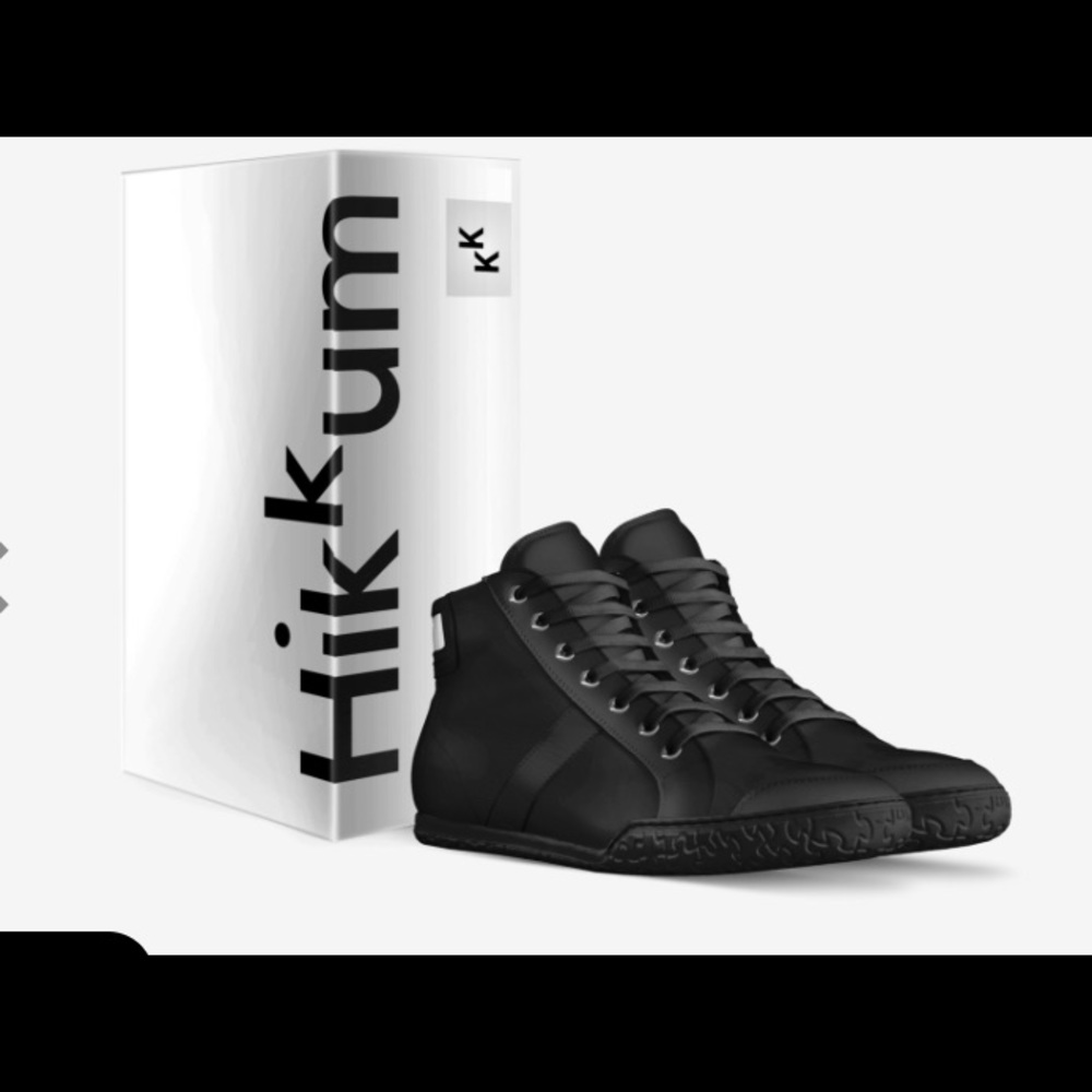 Hikkum high top shoes