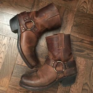 Frye brown harness boot size 6.5