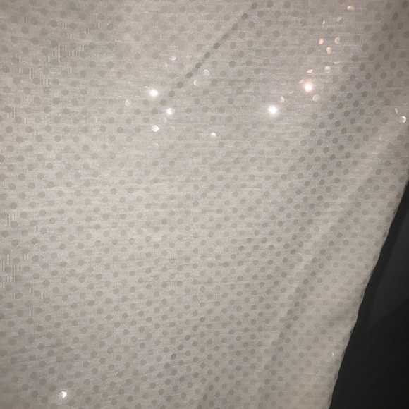 NWT GORGEOUS Express scoop neck white shimmer top - Picture 3 of 8