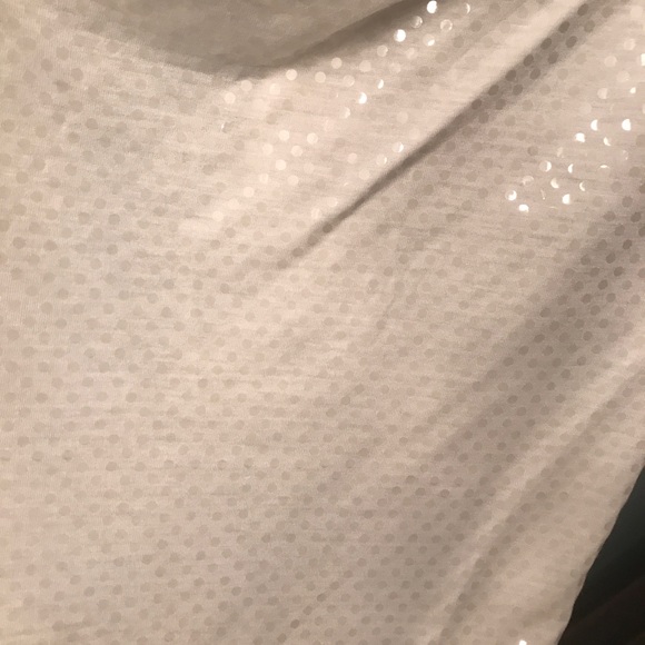 NWT GORGEOUS Express scoop neck white shimmer top - Picture 7 of 8