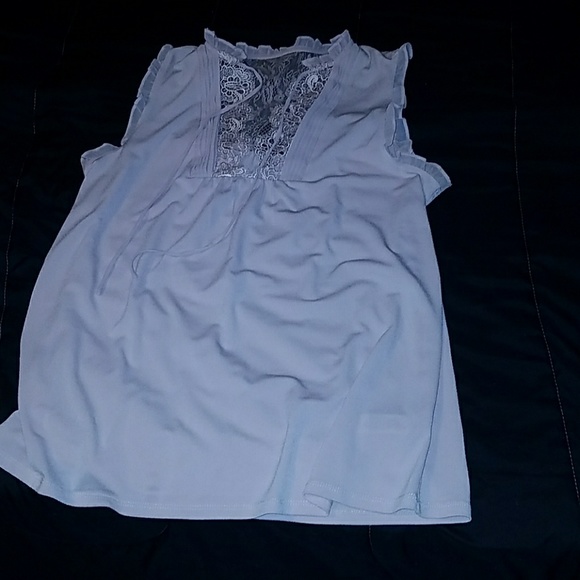 Pink blouse - Picture 2 of 3