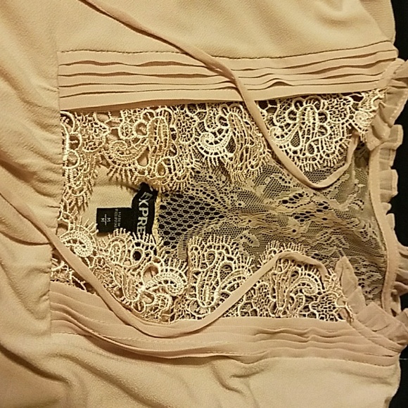 Pink blouse - Picture 3 of 3