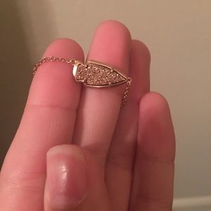 Kendra Scott necklace