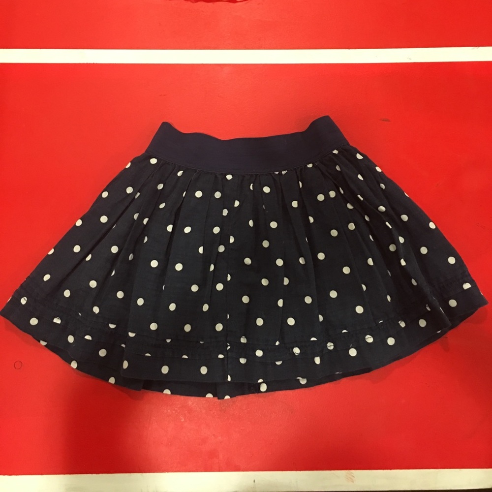 Abercrombie & Fitch blue & white polkadotted skirt