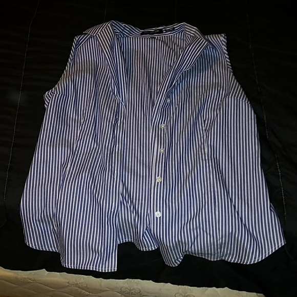 Button down blouse - Picture 2 of 3
