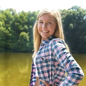 Meet your Posher, Lauren