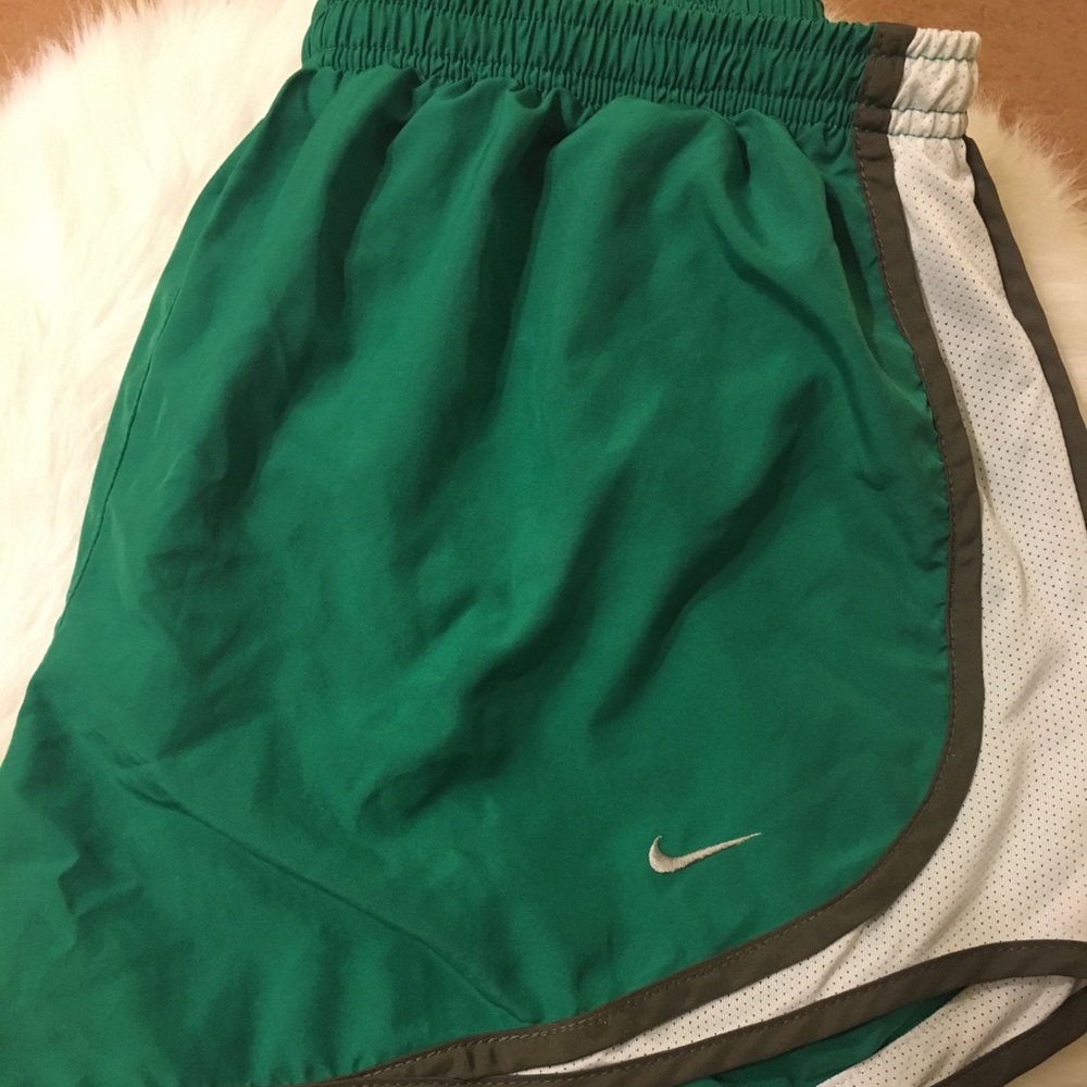 EUC Nike Tempo Shorts