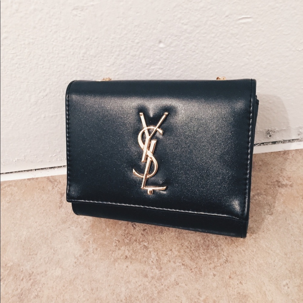 Mini purse