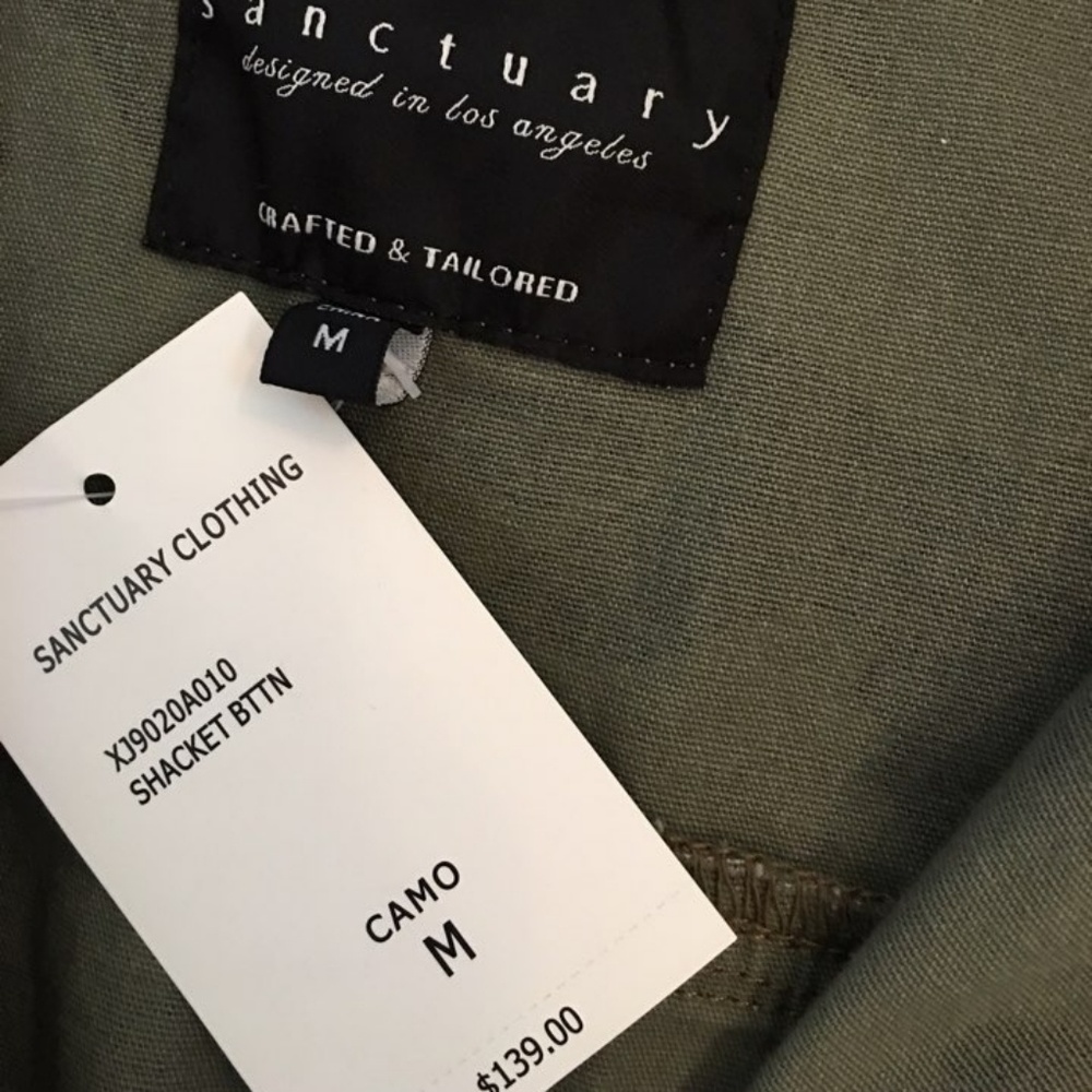 ❌SOLD❌✨HOST PICK✨ NWT Sanctuary Camo Jacket - Picture 4 of 8