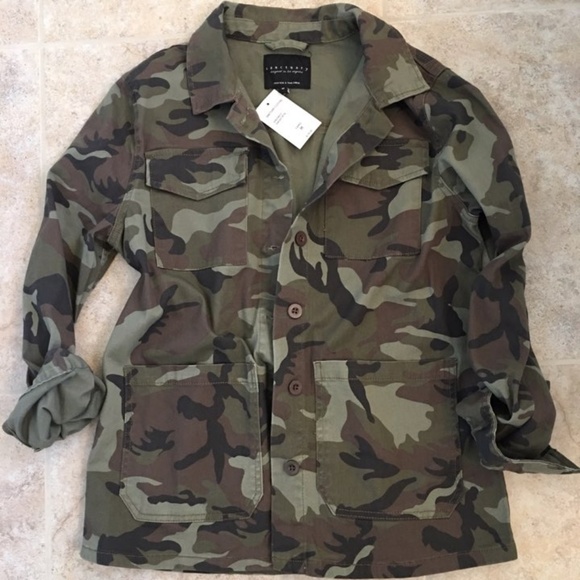 ❌SOLD❌✨HOST PICK✨ NWT Sanctuary Camo Jacket - Picture 3 of 8