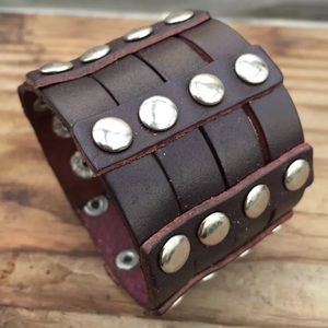 Gorgeous genuine leather wide belt style cuff