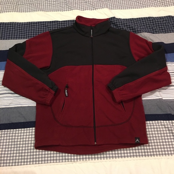 avalanche wear Other - Avalanche wear deep red fleece jacket