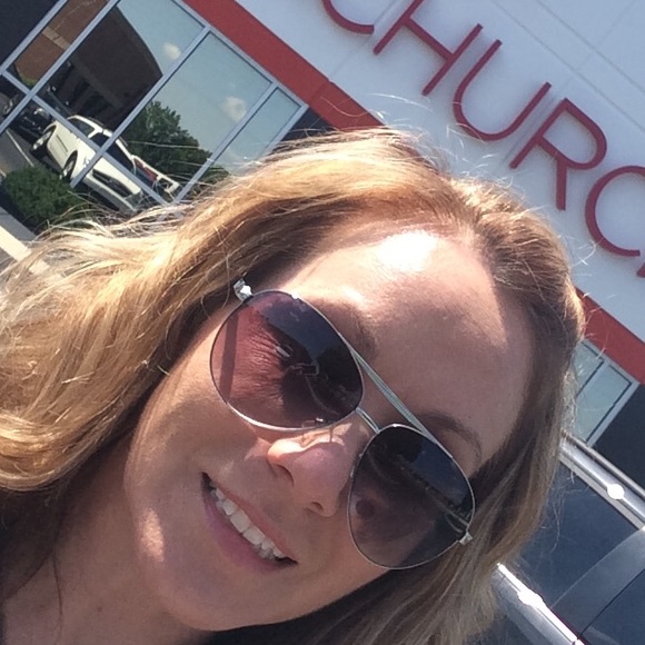 Meet your Posher, Dawn - Picture 1 of 1