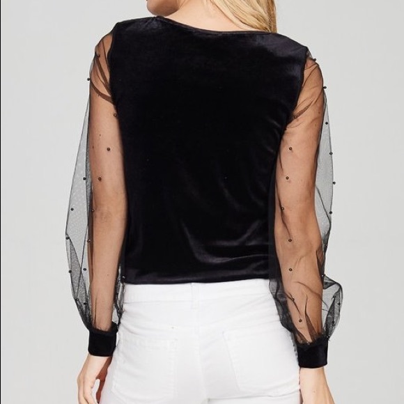 🆑CLOSING SALE!! Black Velvet Top - Picture 2 of 6