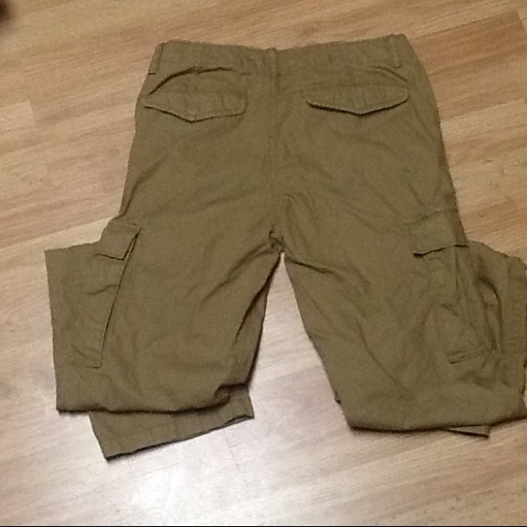 Boys siz 18 - Picture 3 of 3