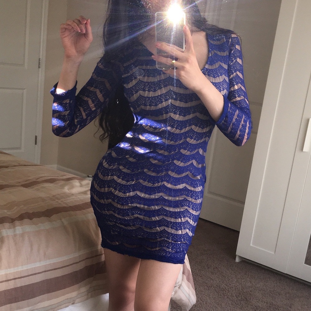 Open back fun dress 😁😁😁