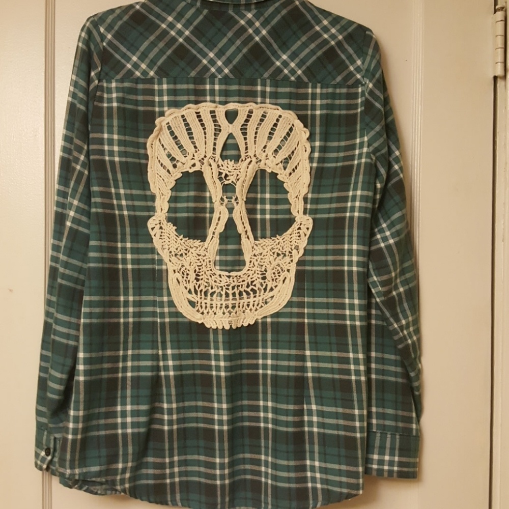 Crochet skull button up